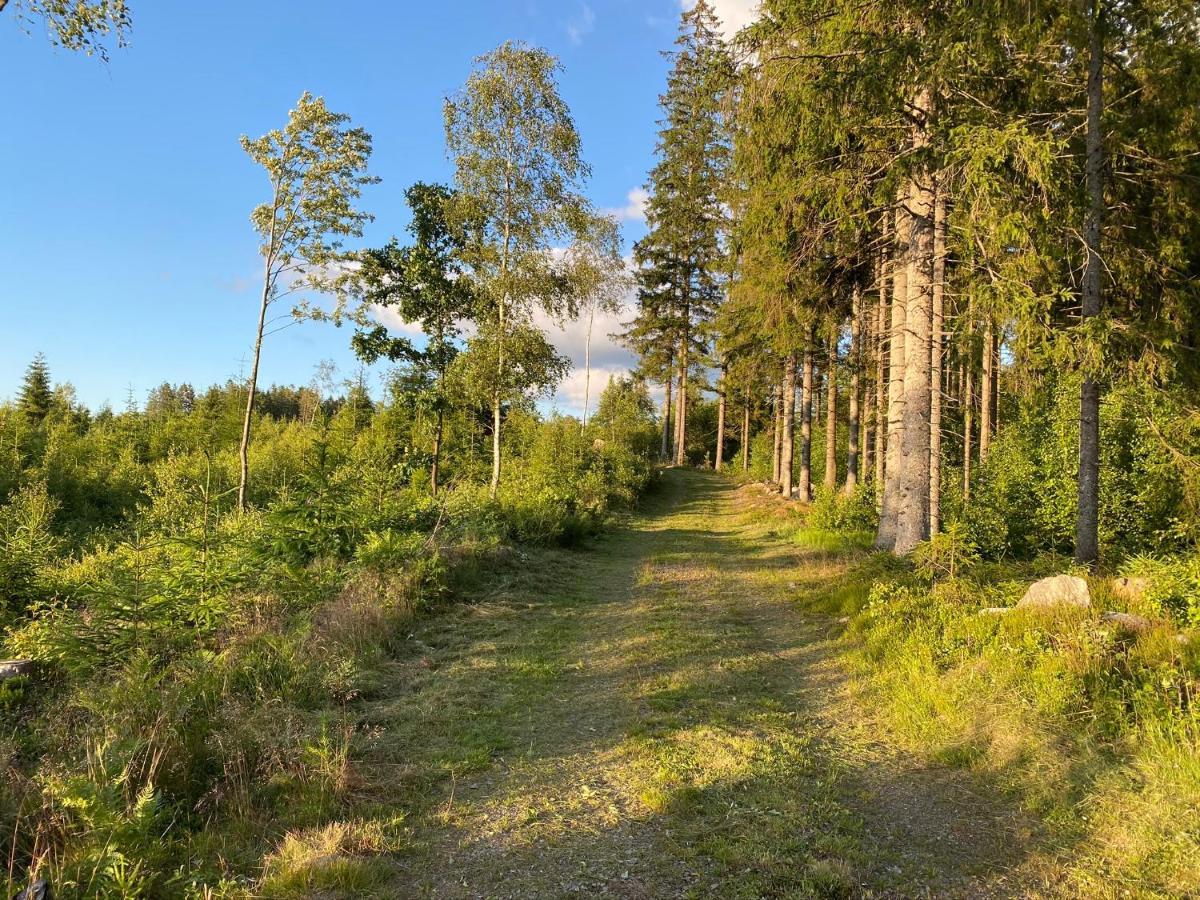 Villa Skog Fegen Naera Ullared Exterior foto