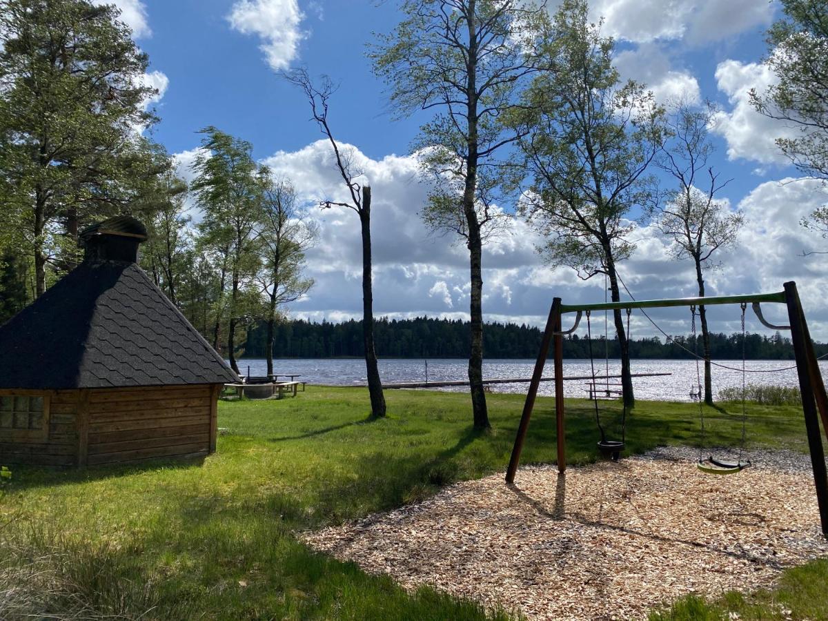 Villa Skog Fegen Naera Ullared Exterior foto