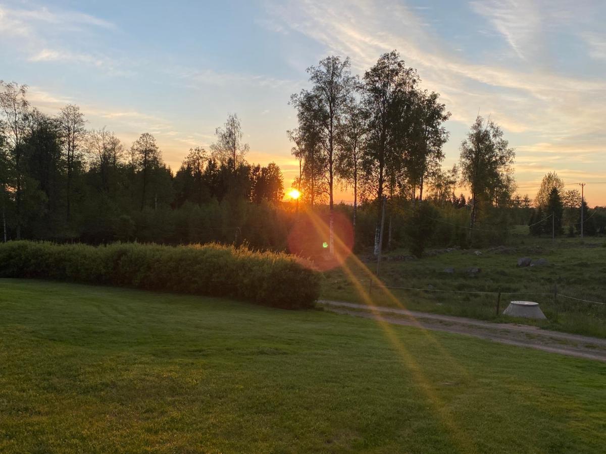 Villa Skog Fegen Naera Ullared Exterior foto